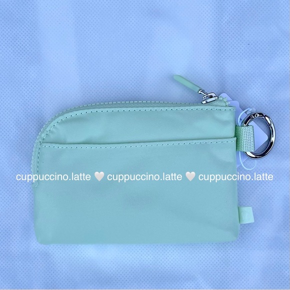 💚NWT🤍Lululemon Athletica Clippable Card Pouch Wallet- Kohlrabi Green/Pistachio - Picture 6 of 8